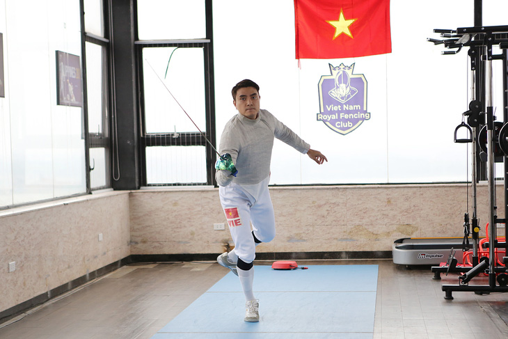 Kiếm thủ Vũ Thành An bắt đầu hành trình đưa đấu kiếm đến thể thao quần chúng - Ảnh: HOÀNG TÙNG