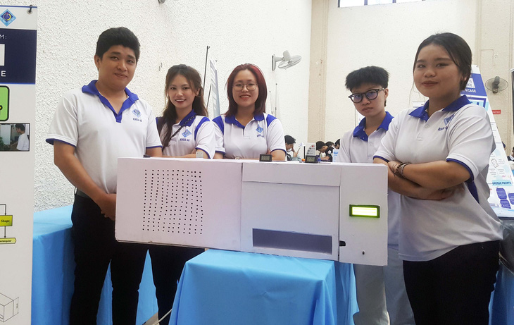 Sản phẩm mẫu máy lọc không khí của nhóm sinh viên Trường Bách khoa, Trường đại học Cần Thơ - Ảnh: TRỌNG NHÂN