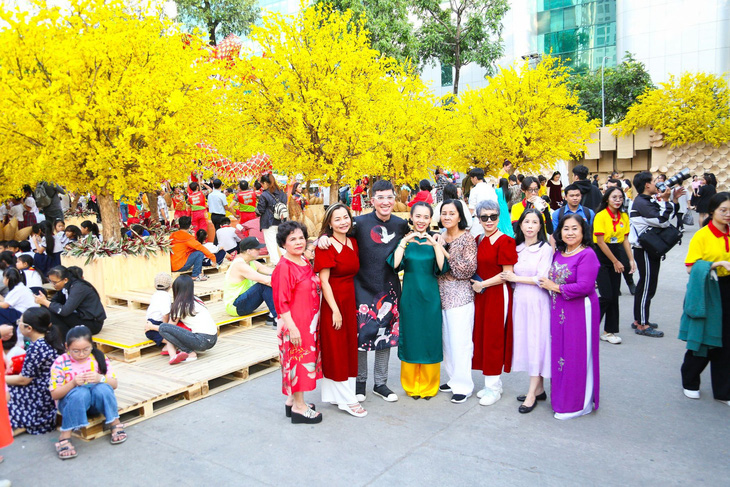 Nhiều không gian tại Lễ hội Tết Việt 2024 cho du khách trải nghiệm - Ảnh: PHƯƠNG QUYÊN
