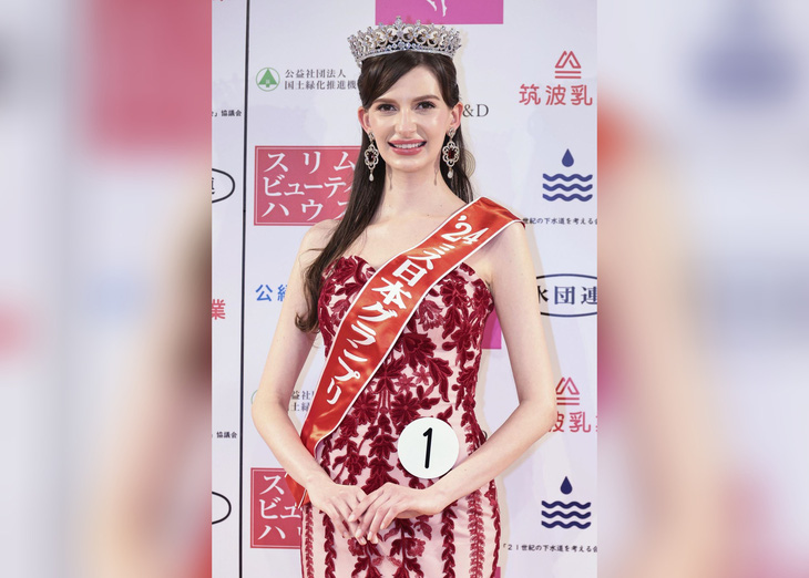 Nhan sắc tân hoa hậu Carolina Shiino - người Nhật gốc Ukraine đăng quang Hoa hậu Nhật Bản