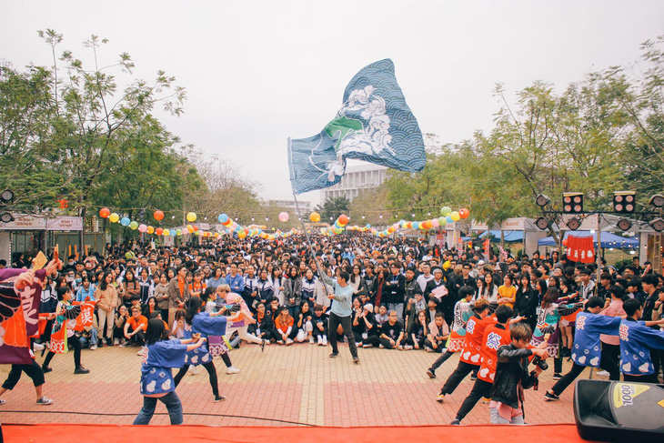 Hola Fest 2024 - ‘đại tiệc’ âm nhạc cho Gen Z tại Trường Đại học FPT Hà Nội- Ảnh 3.