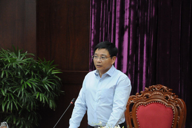 Bộ trưởng Bộ Giao thông vận tải gợi ý mua cát thương mại của Vĩnh Long làm cao tốc Cần Thơ - Cà Mau để kịp tiến độ - Ảnh: M.L.