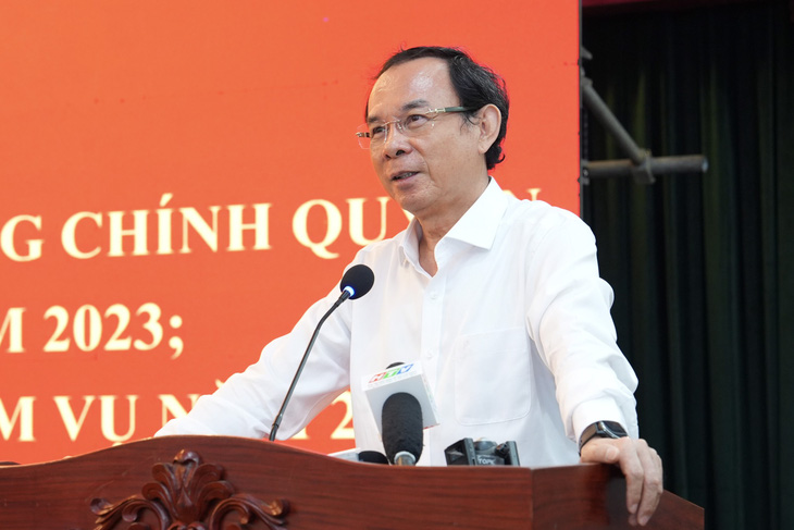 Bí thư Thành ủy TP.HCM Nguyễn Văn Nên phát biểu tại hội nghị - Ảnh: HỮU HẠNH