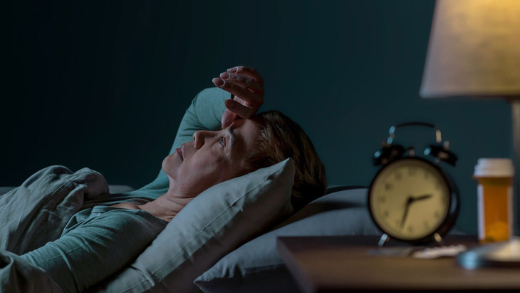 Giấc ngủ kém chất lượng dẫn tới nguy cơ suy giảm trí nhớ sau này- Ảnh 1.