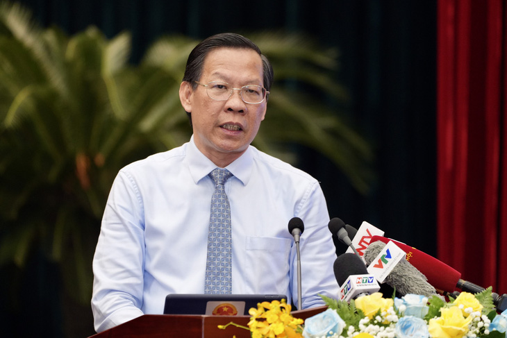 Chủ tịch UBND TP.HCM Phan Văn Mãi phát biểu khai mạc hội nghị - Ảnh: HỮU HẠNH 