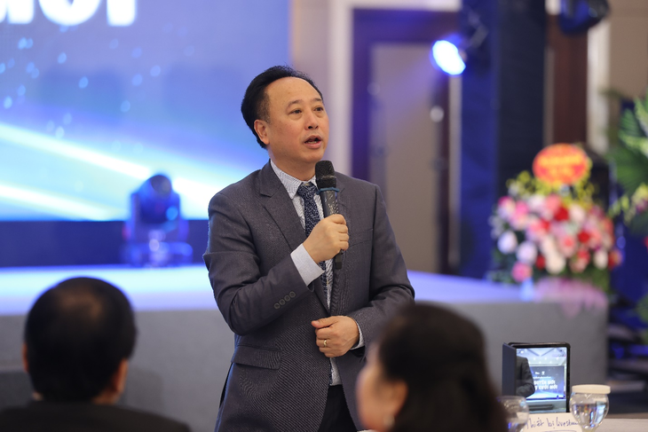 PGS.TS Trần Cao Bính, giám đốc Bệnh viện Răng Hàm Mặt Trung ương (Hà Nội) chia sẻ tại lễ ra mắt