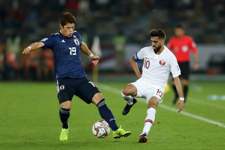 Qatar (phải) từng đánh bại Nhật Bản để lên ngôi vô địch Asian Cup 2019 - Ảnh: Getty Images