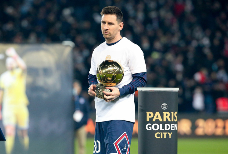Messi giành Quả bóng vàng 2021 khi đang khoác áo PSG - Ảnh: GETTY