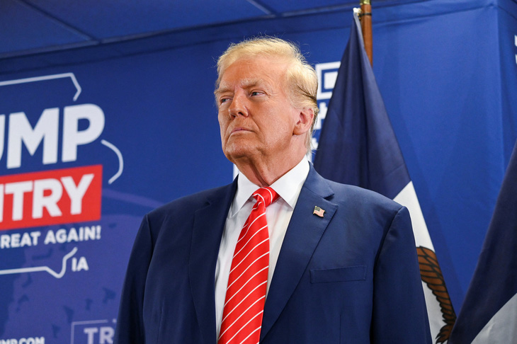 Ông Trump trong buổi vận động ở bang Iowa, Mỹ, ngày 6-1-2024 - Ảnh: REUTERS