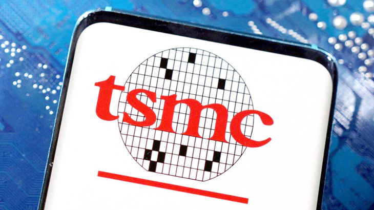 Logo của TSMC - công ty sản xuất chất bán dẫn hàng đầu thế giới của Đài Loan - Ảnh: Reuters