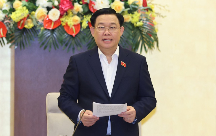 Chủ tịch Quốc hội Vương Đình Huệ phát biểu khai mạc phiên họp - Ảnh: GIA HÂN