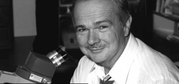Ông Eugene Shoemaker, nhà địa chất của NASA - Ảnh: PUBLIC DOMAIN