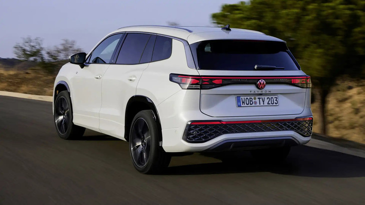 Volkswagen Tayron ra mắt thay thế Tiguan Allspace, giá quy đổi từ 1,24 tỉ đồng - Ảnh 9.