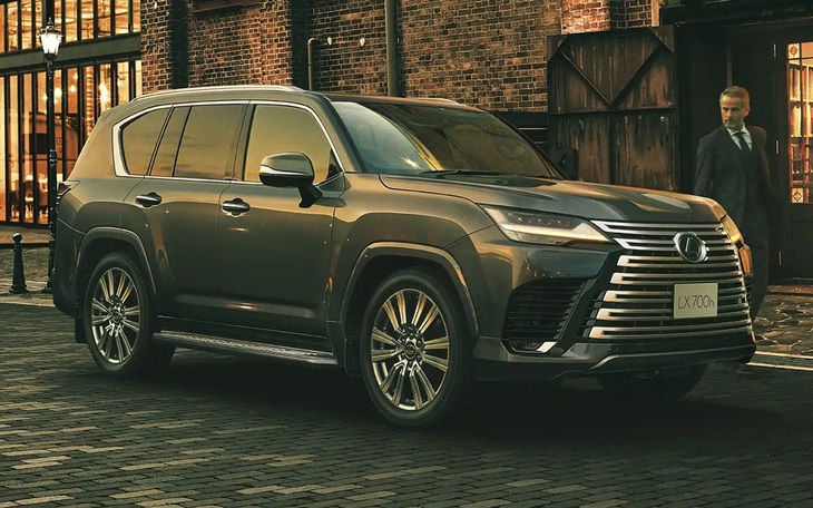 Siêu xe Lexus LFR: Động cơ V8, cánh gió khổng lồ, đối đầu Ferrari, Lamborghini