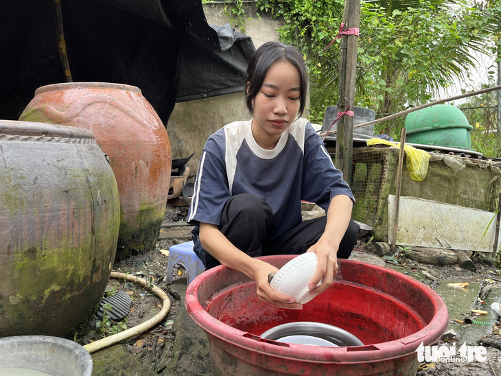 Không tiền học đại học thì học cao đẳng: ‘Muốn ‘kiếm cho cha mẹ bữa cơm canh đầy đủ’ - Ảnh 5.