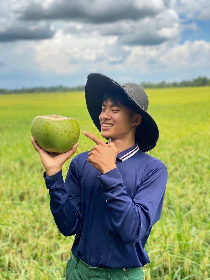 Nam TikToker được Trấn Thành khen ‘giỏi’ sau khi bị Lý Hải chấm rớt là ai? - Ảnh 2.