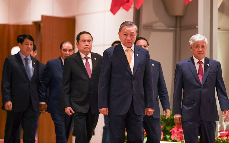 Tổng Bí thư, Chủ tịch nước Tô Lâm: 'Đảng ta không có lợi ích nào khác ngoài lợi ích của nhân dân' - Ảnh 4.