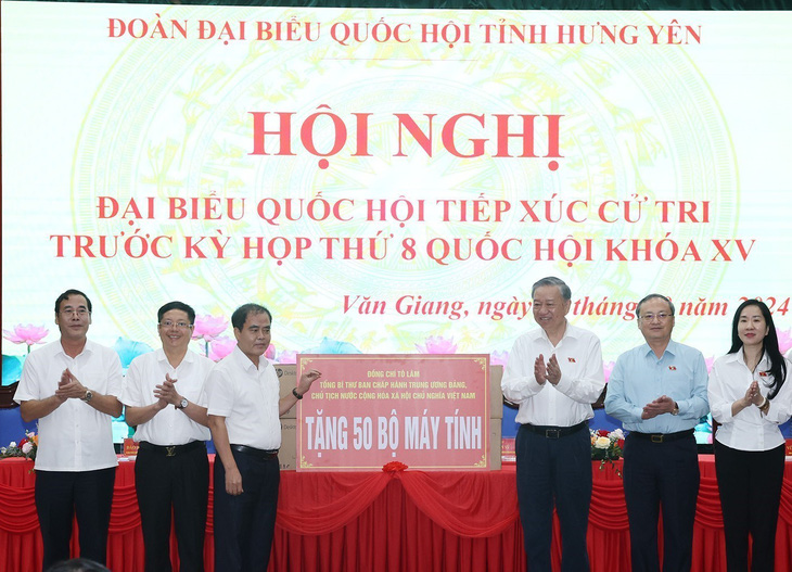 Tổng Bí thư, Chủ tịch nước Tô Lâm tiếp xúc cử tri Hưng Yên - Ảnh 3.