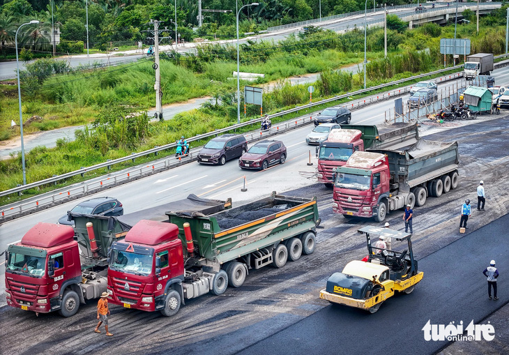 TP.HCM lấy ý kiến lập thêm siêu ban quản lý chia sẻ bớt khối lượng dự án - Ảnh 1.