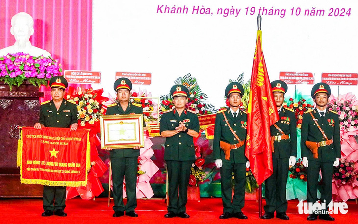 Phong tặng danh hiệu Anh hùng Lực lượng vũ trang nhân dân cho Tiểu đoàn 59 - Ảnh 1.