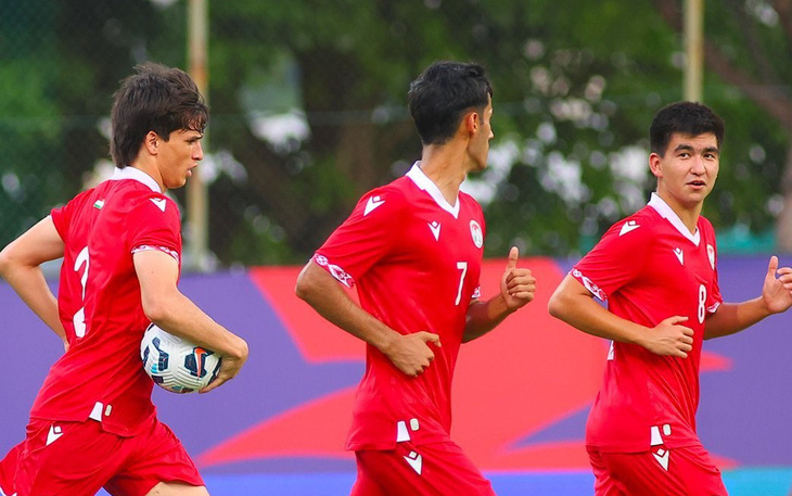 U17 Việt Nam hòa đáng tiếc trước U17 Kyrgyzstan - Ảnh 5.