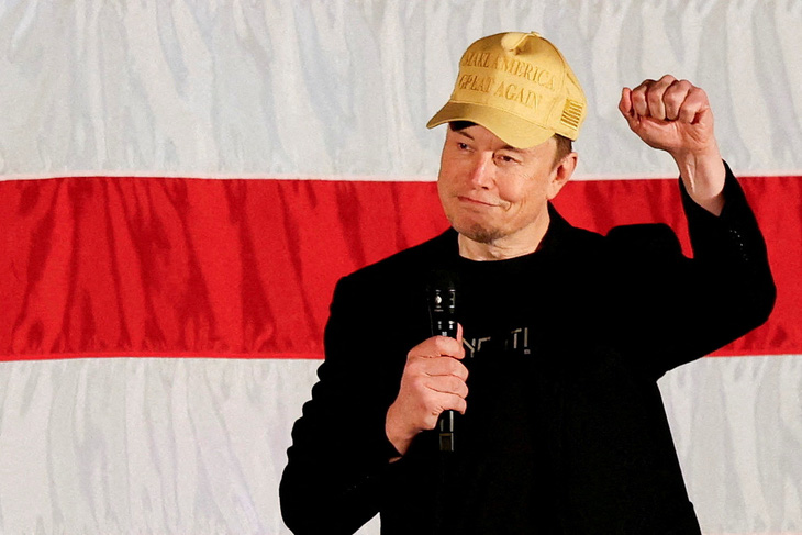 Công khai ủng hộ ông Trump, tham vọng của tỉ phú Elon Musk là gì? - Ảnh 1.