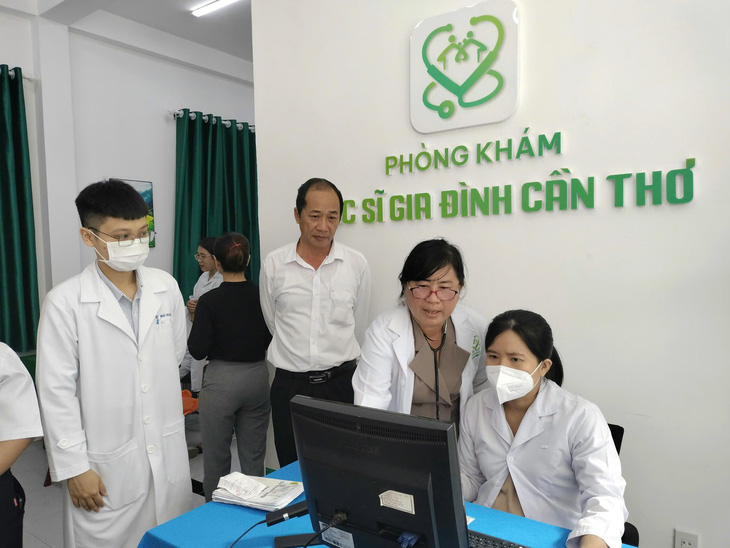 Cần Thơ phát triển mạng lưới y tế cơ sở mô hình bác sĩ gia đình - Ảnh 1.