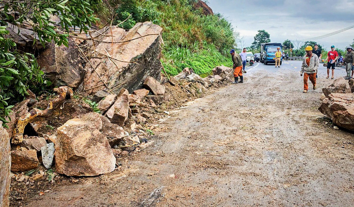  Cảnh báo nguy cơ xảy ra lũ quét, sạt lỡ đất ở Khánh Hòa - Ảnh 1.