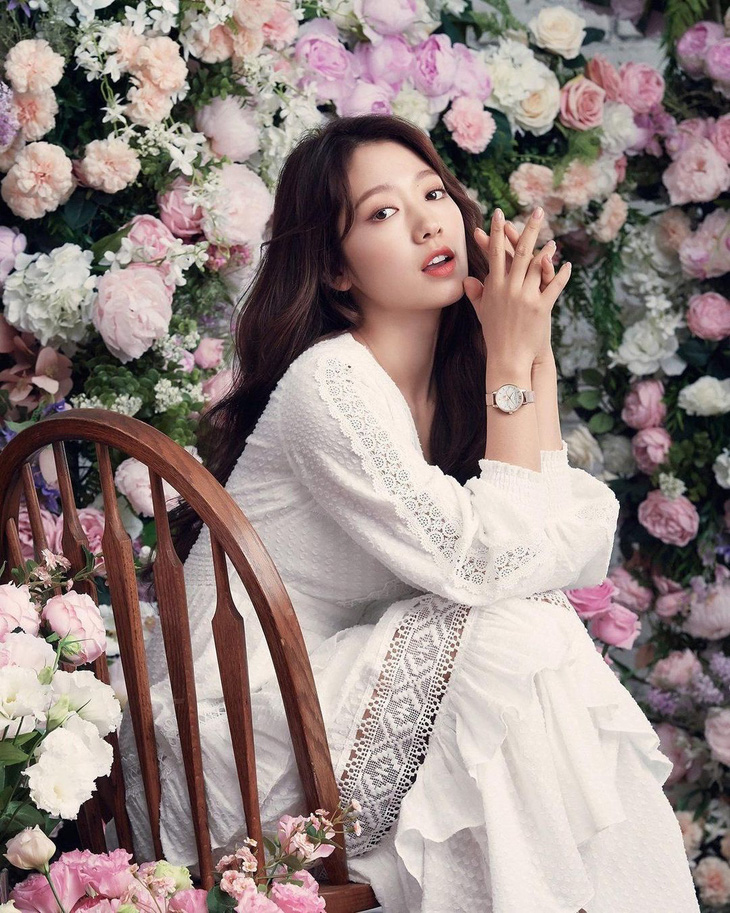 Jo Bo Ah, Park Shin Hye cùng các mỹ nhân kết hôn khi sự nghiệp ở đỉnh cao - Ảnh 3.