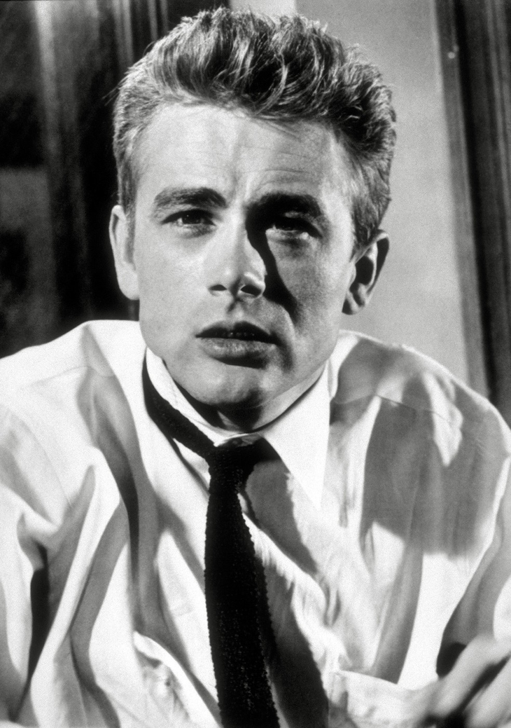 James Dean qua đời 70 năm vẫn là người đàn ông quyến rũ nhất, hoàng tử Harry vượt mặt Beckham - Ảnh 2.