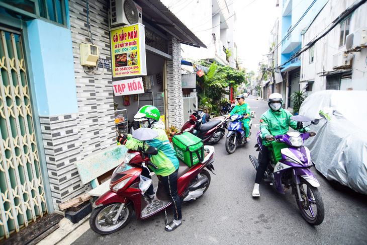 'Cơn sốc giảm giá' từ xe điện - Ảnh 2.