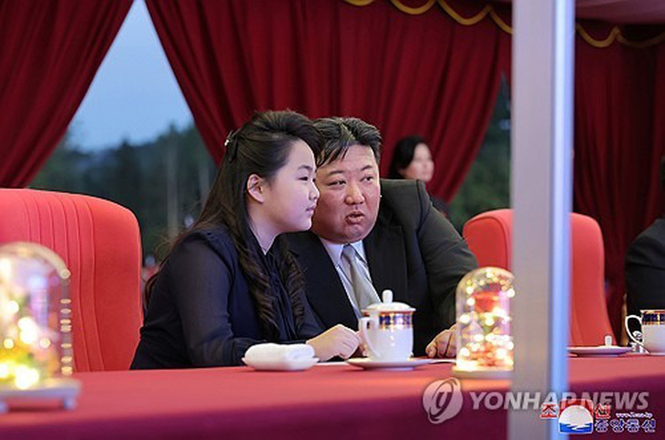 nd241029-kim-jong-un-va-con-gai-kim-ju-ae-1730186879288144221693.jpg