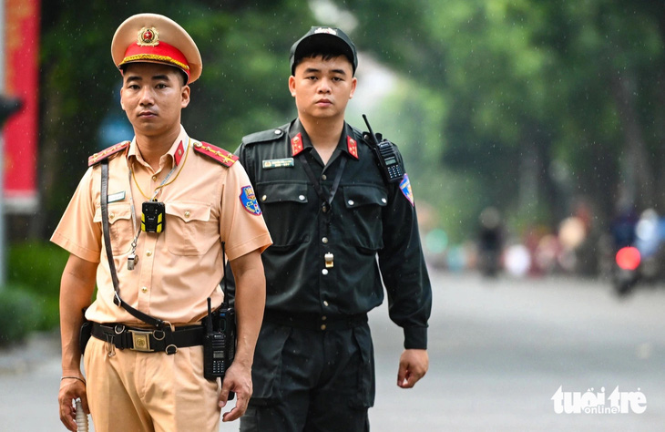 Nhiều tuyến đường trung tâm Hà Nội cấm triệt để xe cộ từ trưa 4-10 đến hết 6-10 - Ảnh 1.