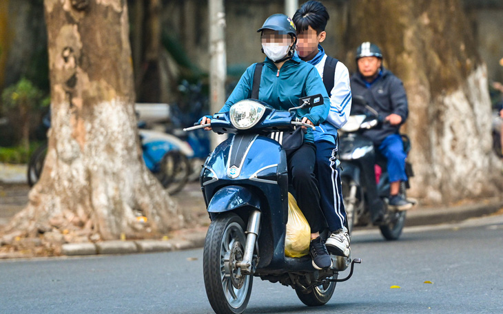 Thanh thiếu niên tụ tập, phóng xe lạng lách: Khó có hành vi tốt nếu cha mẹ chưa làm gương tốt - Ảnh 8.