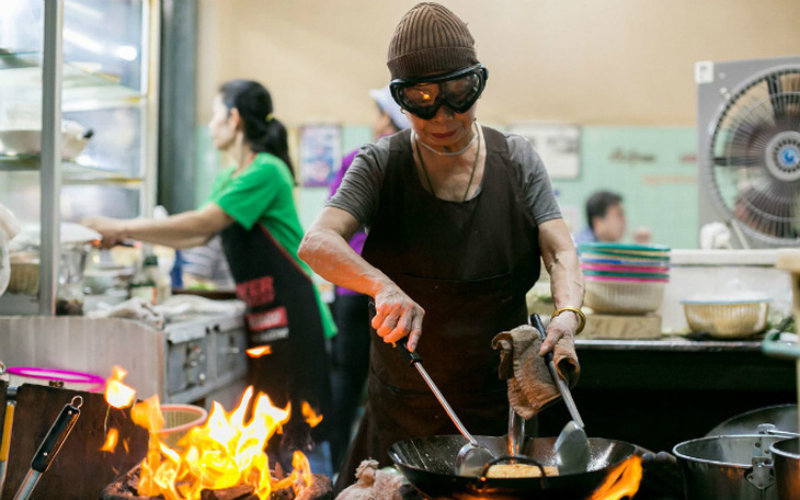 Chơi Halloween kiểu 'đầu chập cheng' - Ảnh 9.