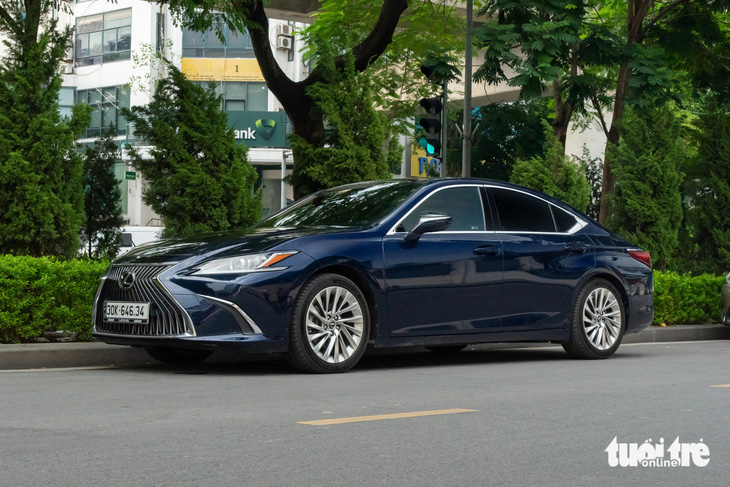 Chủ xe Lexus ES: 'Thích Porsche nhưng ES đáng mua hơn, bảo dưỡng tổng thể chỉ như thay dầu Mercedes' - Ảnh 5.