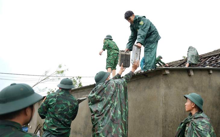 Bão Yinxing hình thành ở ngoài khơi Philippines - Ảnh 3.