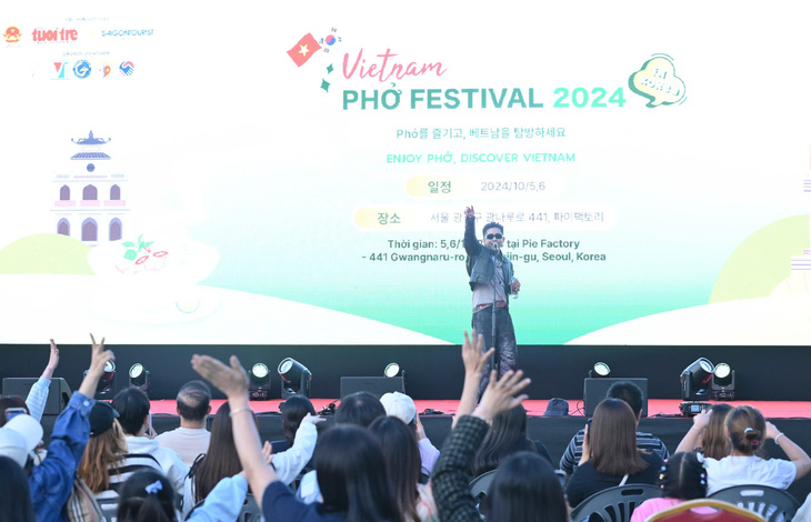 Ricky Star, Jang Song Ho 'bùng cháy', KTGRZ ONE nhảy See tình tại Vietnam Phở Festival 2024 - Ảnh 9.