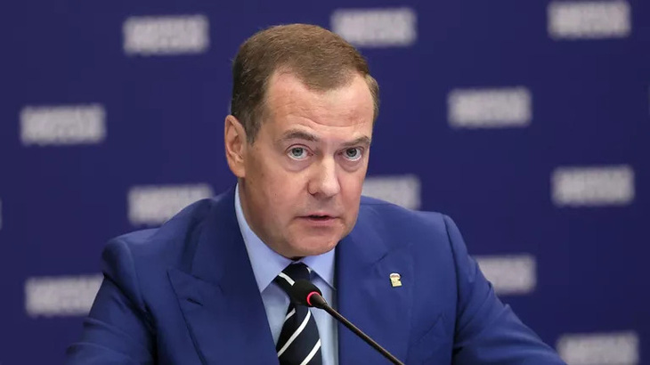 pho-chu-tich-hoi-dong-an-ninh-nga-dmitry-medvedev-1728205625751190201727.jpg