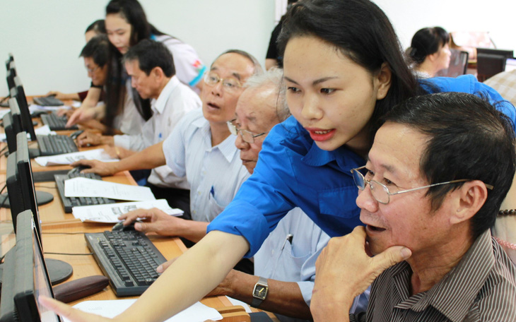 Diễn đàn 'Có nên bỏ học theo đuổi đam mê?': Học để tỏa sáng với đam mê - Ảnh 2.