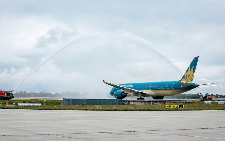 Vietnam Airlines ‘bắt tay’ với hai hãng hàng không hàng đầu thế giới - Ảnh 1.