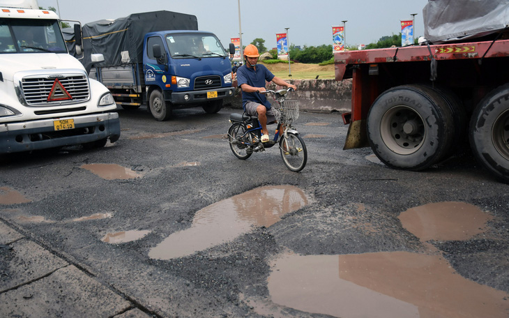 Quốc lộ 51 bỗng nhiên... 'vô chủ' - Ảnh 3.