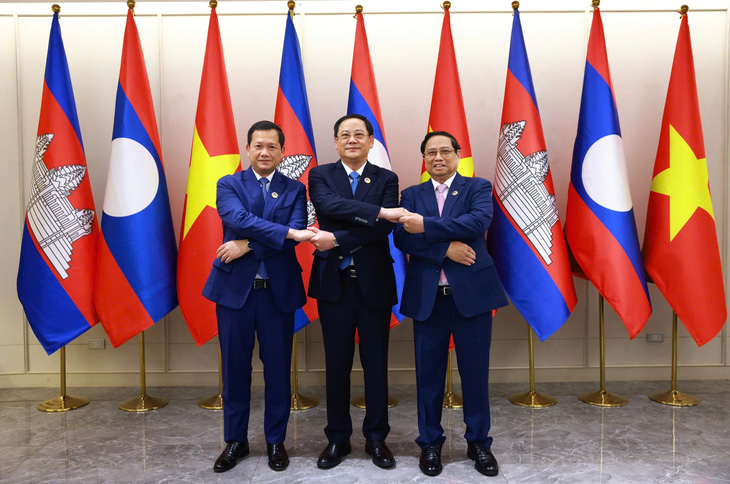 Prime Minister meets all senior leaders of countries in Laos - Photo 4.