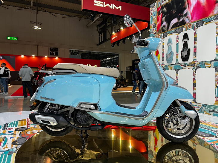 Lambretta tung mẫu đặc biệt: Như bước ra từ 'Toy Story', có ABS, yên xe là điểm trừ - Ảnh 4.