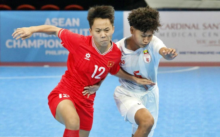 Việt Nam thắng đậm Indonesia ở cấp tuyển futsal nữ - Ảnh 3.