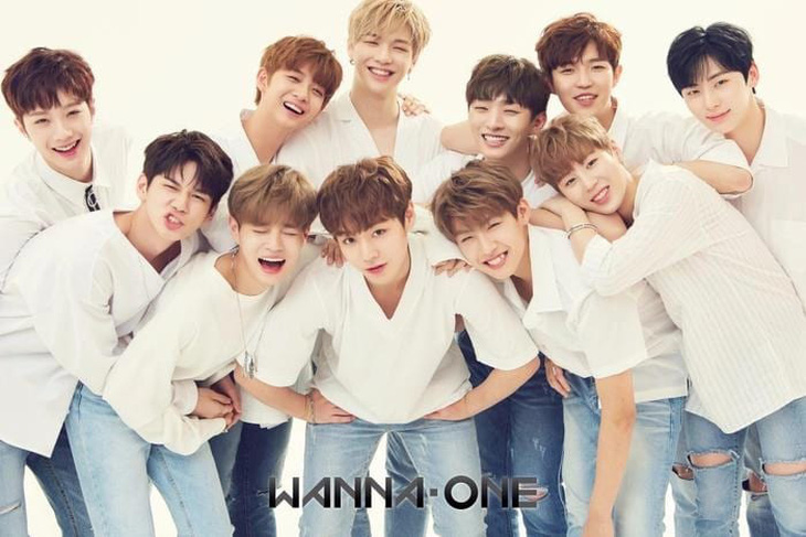 Lại Quán Lâm (Wanna One) gây sốt với 4 'cuộc đời' trong 7 năm - Ảnh 2.