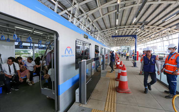 TP.HCM đề xuất miễn phí đi metro số 1 cho 5 nhóm đối tượng  - Ảnh 2.