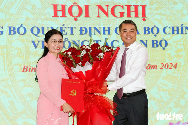 Bà Tôn Ngọc Hạnh trở thành bí thư Tỉnh ủy trẻ nhất cả nước - Ảnh 1.