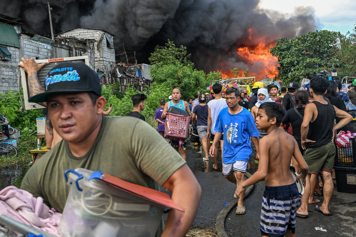 Philippines: Biển lửa thiêu rụi hơn 1.000 căn nhà ở thủ đô Manila - Ảnh 6.