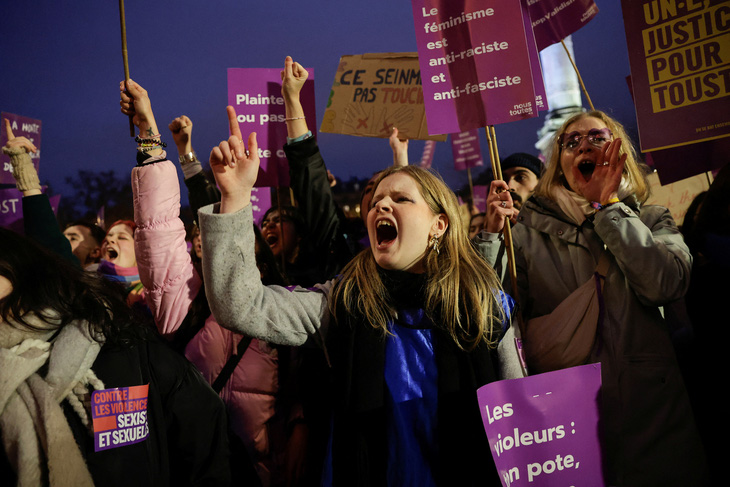 2024-11-23t164855z1443901445rc24bba9146brtrmadp3france-women-protest-17325197464111075473035.jpg